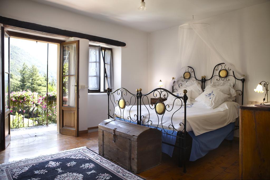 Antico Borgo Sanda Lago Maggiore Casalzuigno Bagian luar foto